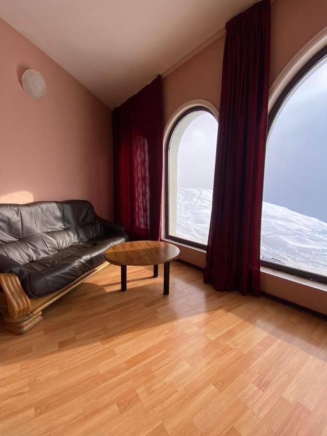 גודאורי Hotel Seven מראה חיצוני תמונה