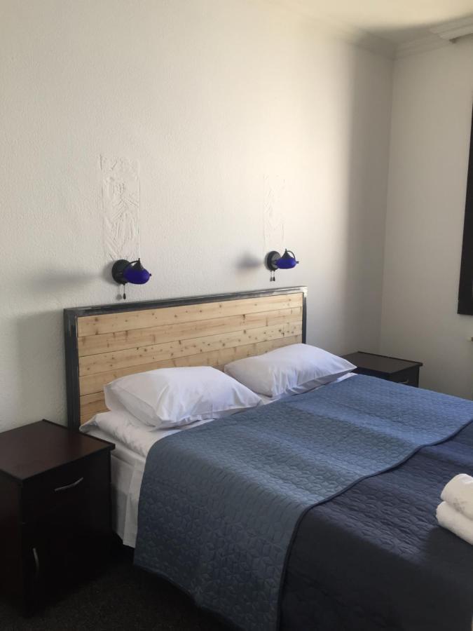 גודאורי Hotel Seven מראה חיצוני תמונה